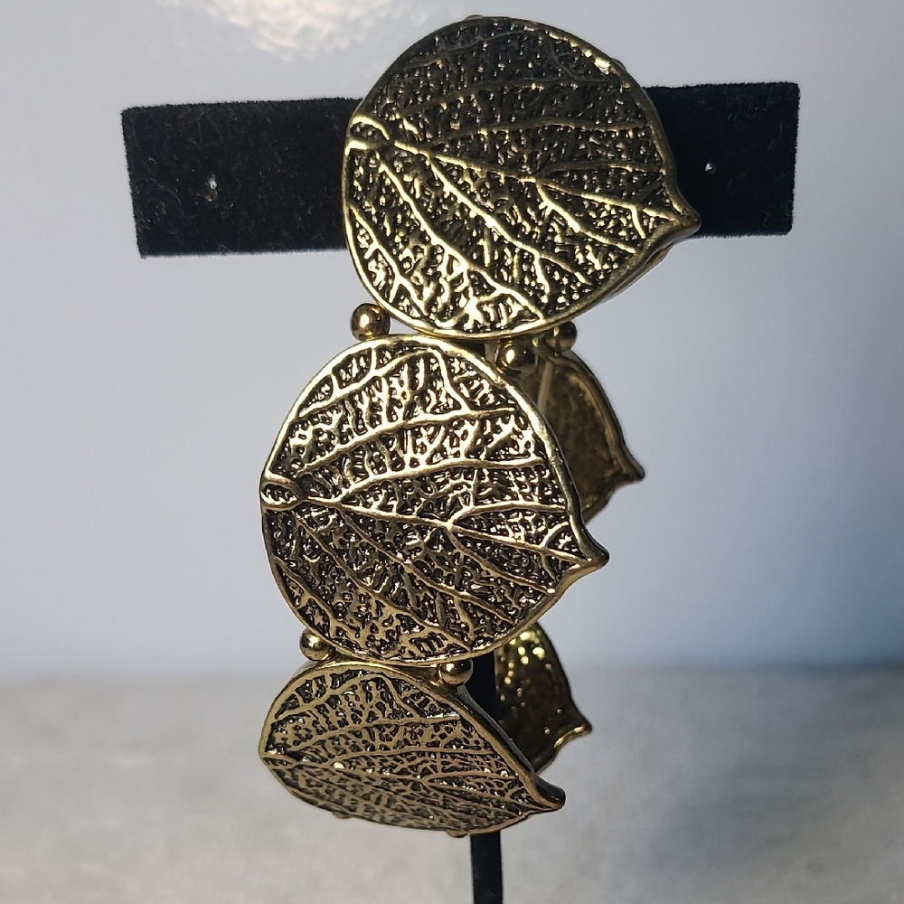 Gold Leaf Design STRETCH Bracelet